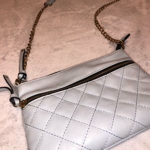 Crossbody purse